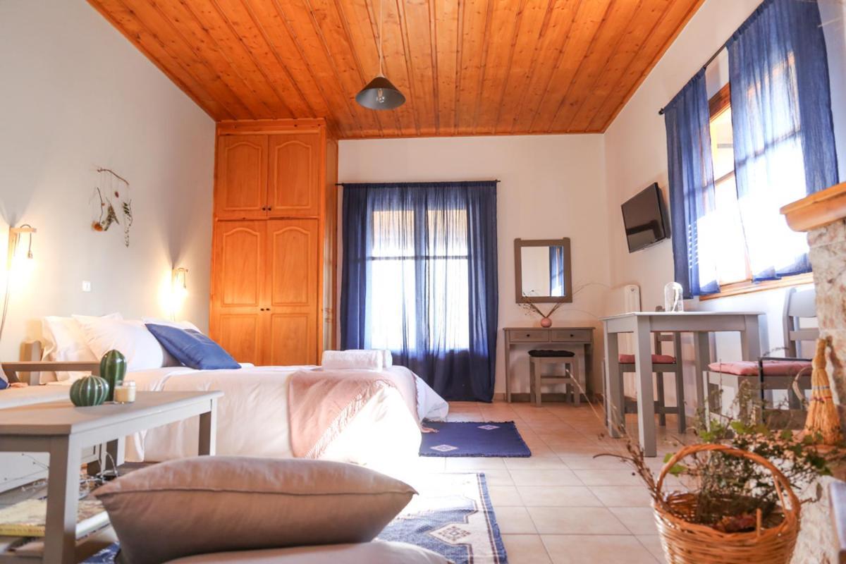 Orias Guesthouse & Farm Kalávryta Eksteriør bilde