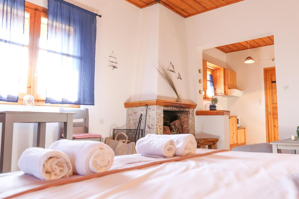 Orias Guesthouse & Farm Kalávryta Eksteriør bilde
