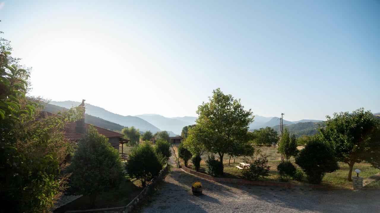 Orias Guesthouse & Farm Kalávryta Eksteriør bilde